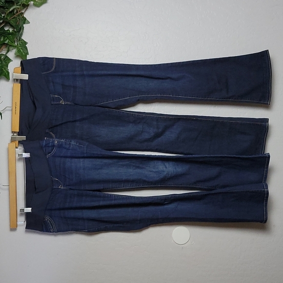 OLD NAVY MATERNITY Jeans 2 Pair Size 2 - Picture 1 of 14